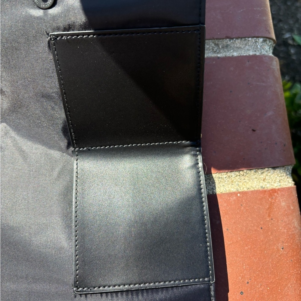 Saks Fifth Avenue Wallet Bag - Picture 3 of 6